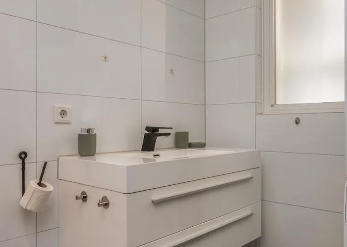 Kerkakker0 Lägenhet